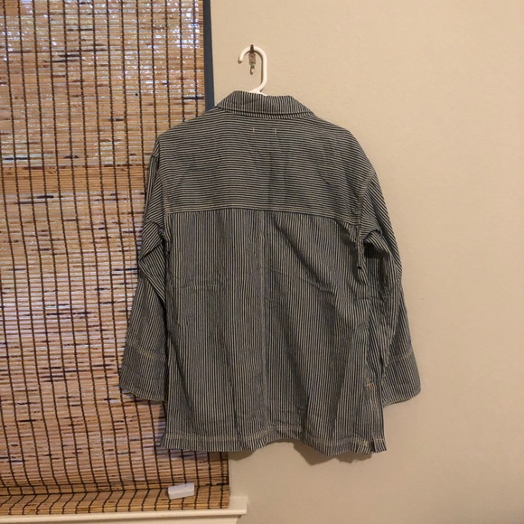 Oversized Stripe Jacket - Picture 4 of 4